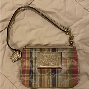 Wristlet